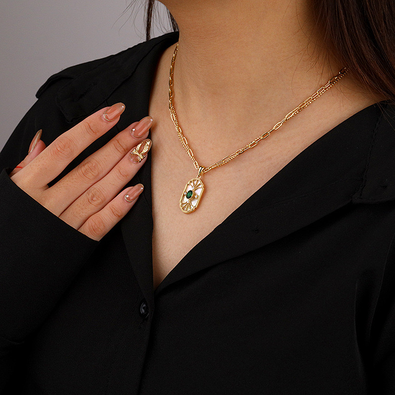Light luxury green lucky pendant AL24112231