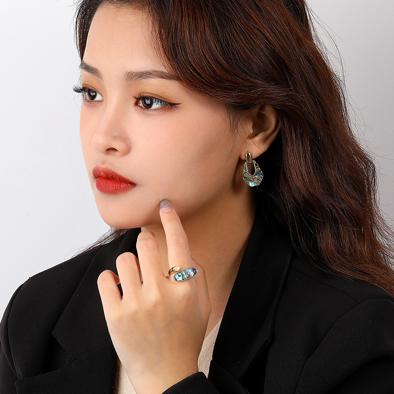 Luxury Shellfish Fashion Ring AL24112217